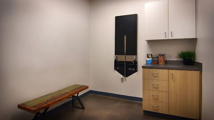 Thrive Pet Healthcare - South Lamar Picture 1