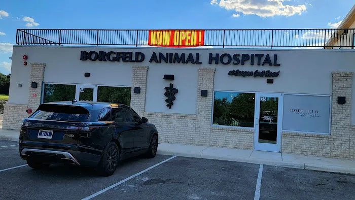 Borgfeld Animal Hospital at Canyon Golf Picture 2