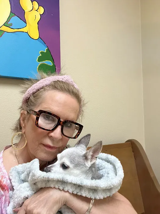 Pet Care Center Inc: Lanaux Amelie DVM Picture 1
