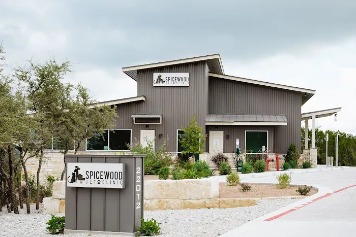 Spicewood Veterinary Clinic Picture 3