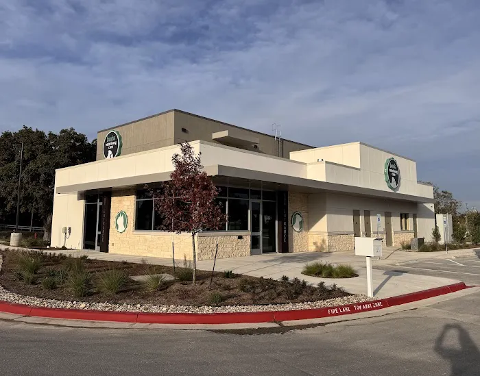Buda Veterinary Care Picture 10