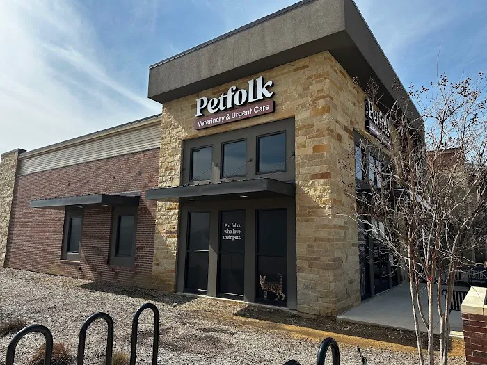 Petfolk Veterinary & Urgent Care - Mansfield Picture 9