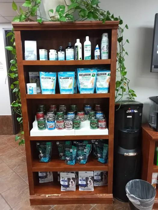 Abrams Forest Veterinary Clinic Picture 8