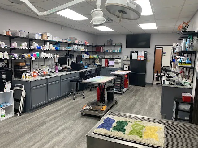 Thrive Pet Healthcare Urgent Care - Mesquite Picture 8