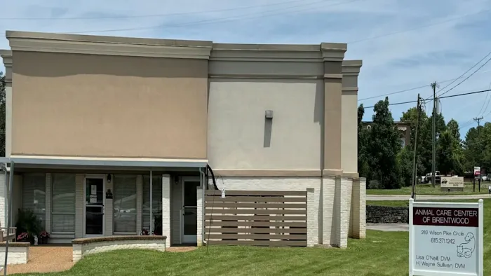 Animal Care Center of Brentwood Picture 8