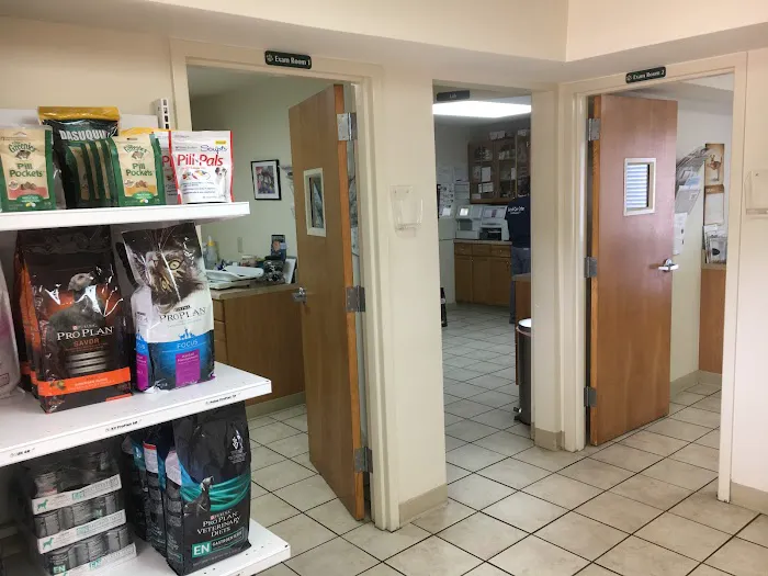 Animal Care Center of Brentwood Picture 2