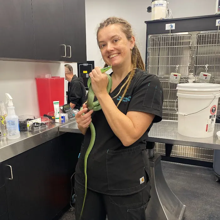 Tree of Life Exotic Pet Medical Center Picture 8