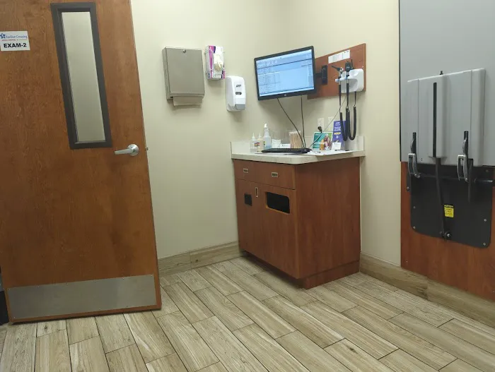 Pavilion Crossing Animal Hospital & Grooming Picture 7
