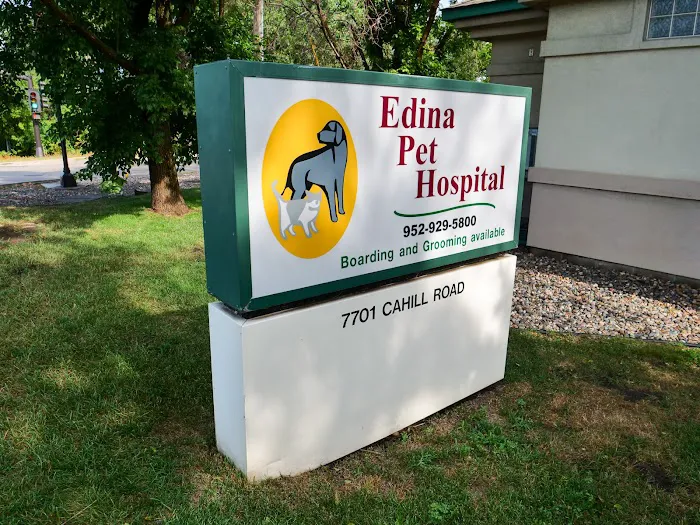 Edina Pet Hospital Picture 4