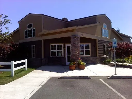 Crestwood Court Veterinary Clinic Picture 1