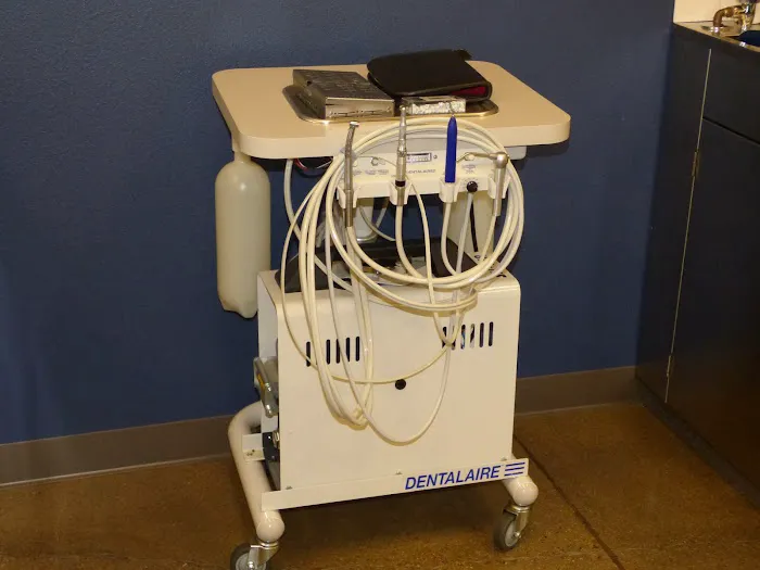 Legacy Veterinary Clinic Picture 1
