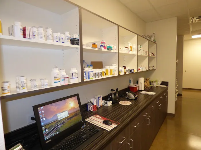 Legacy Veterinary Clinic Picture 2