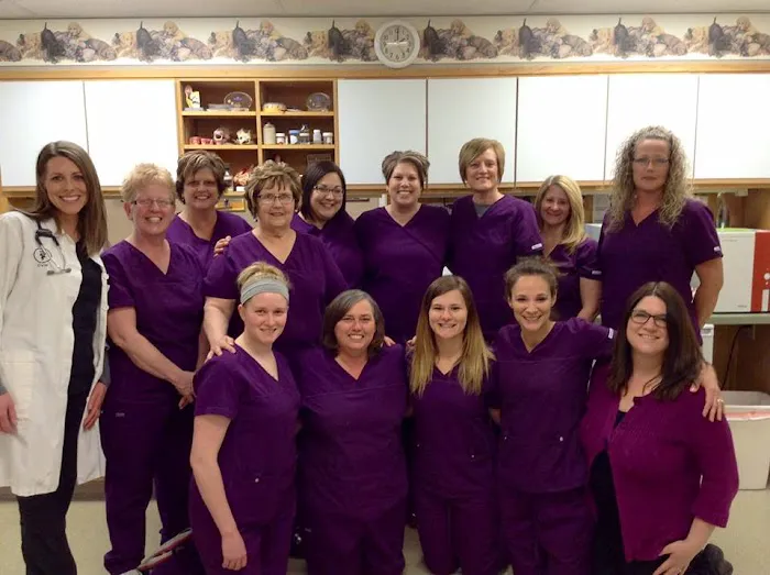 Napoleon Veterinary Clinic Inc Picture 10