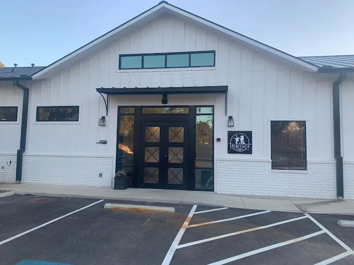 Heritage Oaks Animal Hospital Picture 4