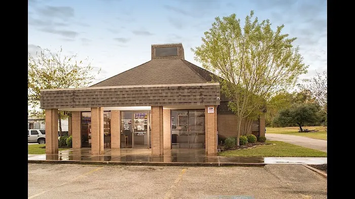 Eastex Veterinary Clinic Picture 5