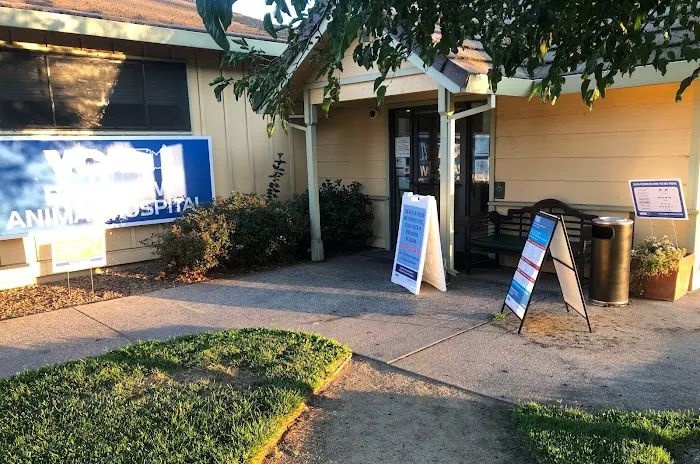 VCA Bradshaw Animal Hospital Picture 6