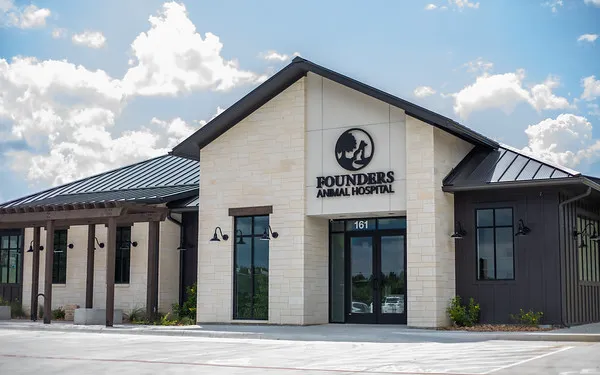 Founders Animal Hospital Picture 1