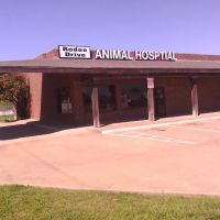 Rodeo Drive Veterinary Hospital ico