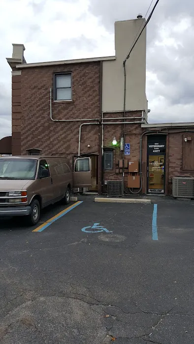 Novi Veterinary Clinic Picture 9
