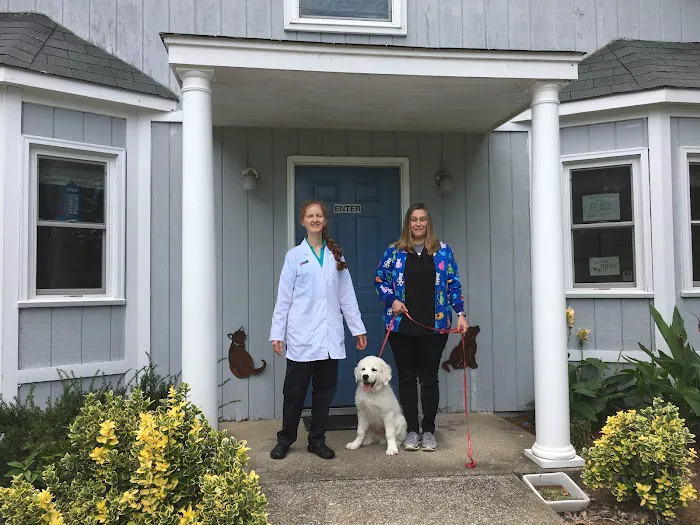 Warren Animal Hospital Picture 1