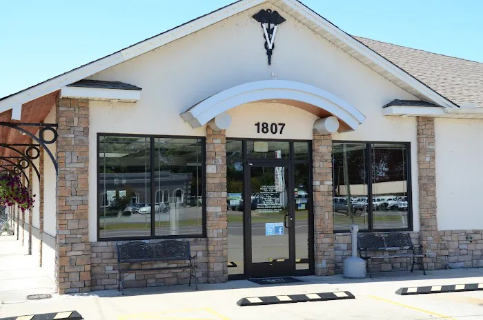 Brogli Lane Weaver & Alexander Animal Hospital Picture 4