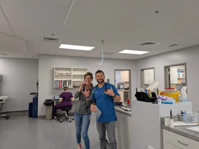Laveen Veterinary Center Picture 8