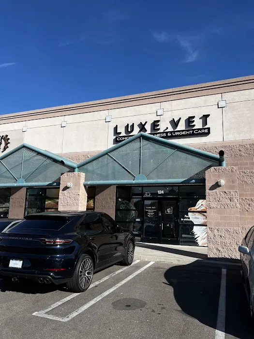LUXE.VET Picture 3