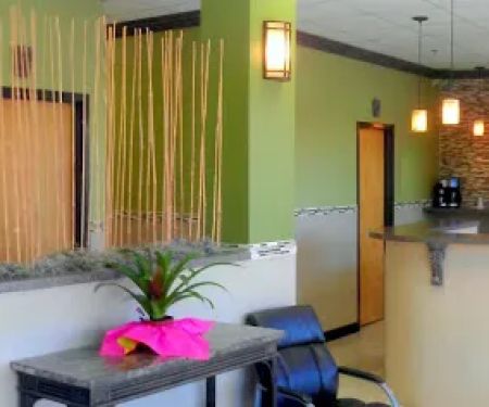 Enterprise Rd Animal Hospital, Dr Carlos Pola