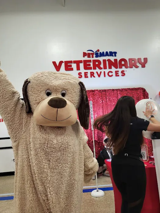 PetSmart Veterinary Services - Wesley Chapel (New Tampa) Picture 2