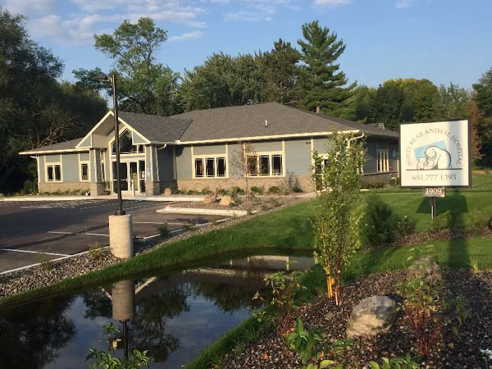 White Bear Animal Hospital Picture 3