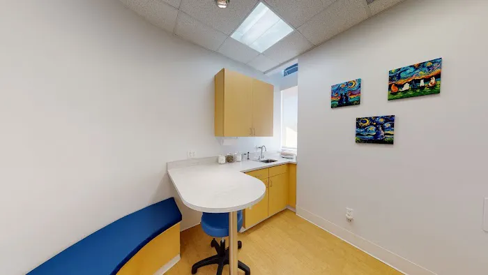 Five Parks Animal Hospital Picture 2