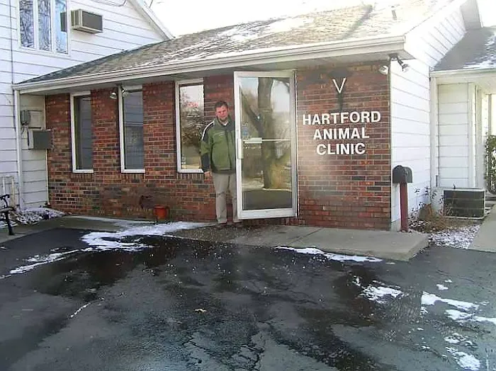 Hartford Animal Clinic Picture 9