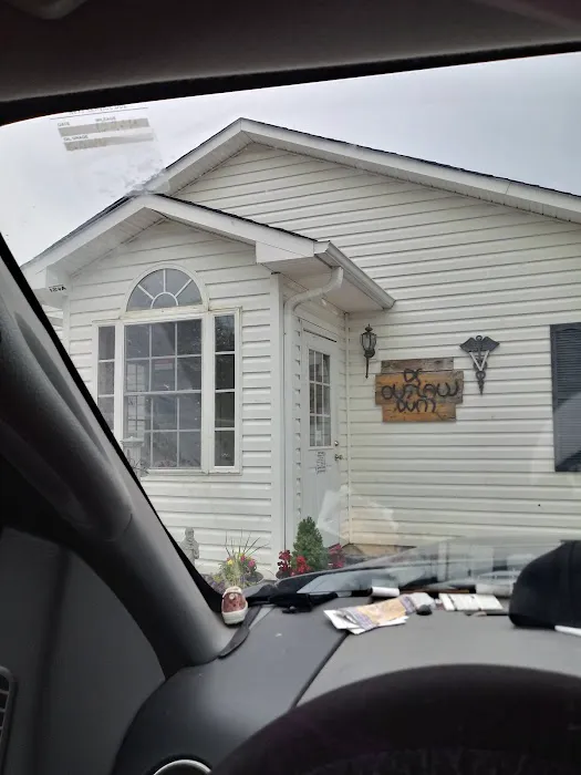 Outlaw Veterinary Clinic Picture 4