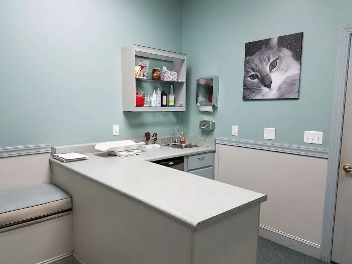 Hendricks Veterinary Hospital LLC Picture 8