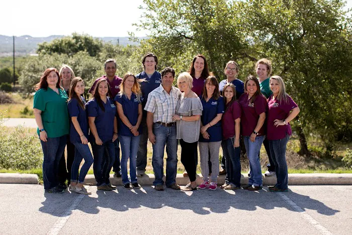 Country Hills Veterinary Clinic Picture 4