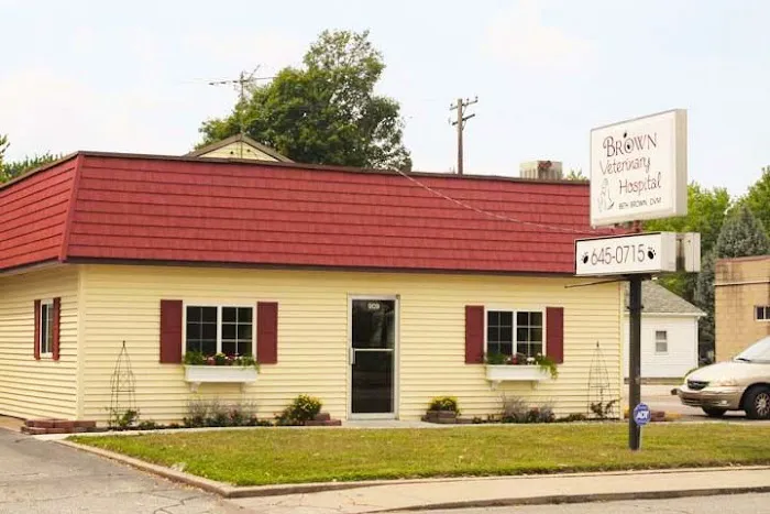 Brown Veterinary Hospital Picture 5