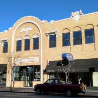 Uptown Animal Hospital: Tyler Kathryn DVM ico