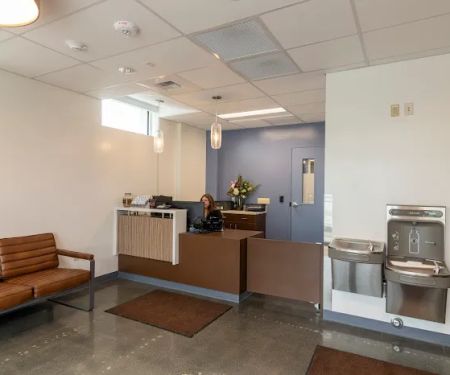 Animal Medical Center of Seattle Specialty Clinic