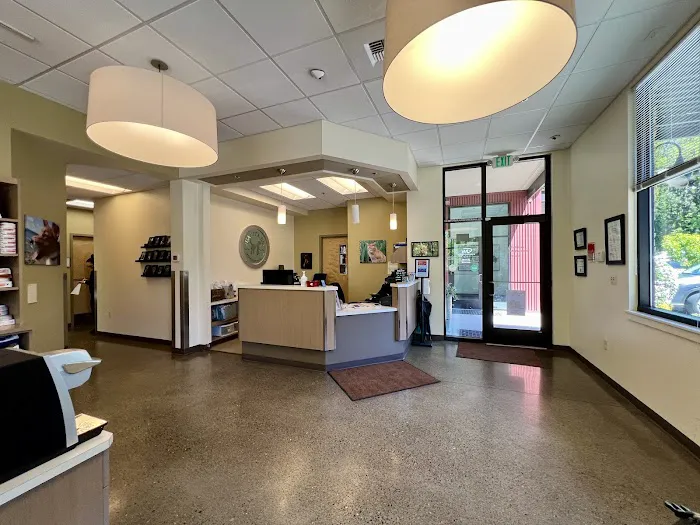 Juanita Bay Veterinary Hospital Picture 1
