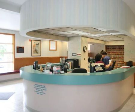 VCA Redwood Animal Hospital