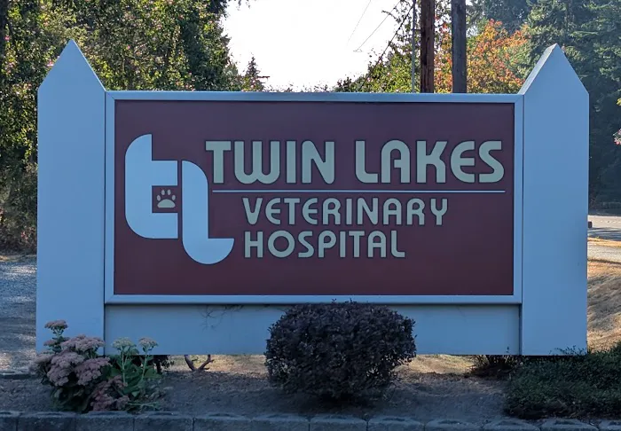 Twin Lakes Veterinary Hospital Picture 5