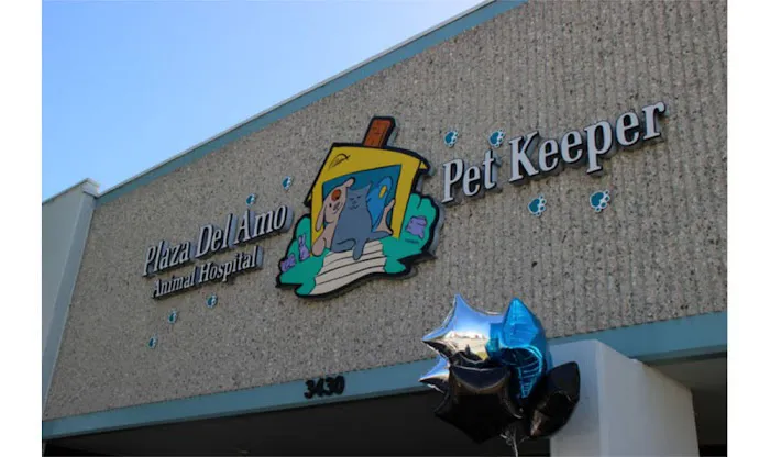 Plaza Del Amo Animal Hospital & Pet Keeper Picture 2