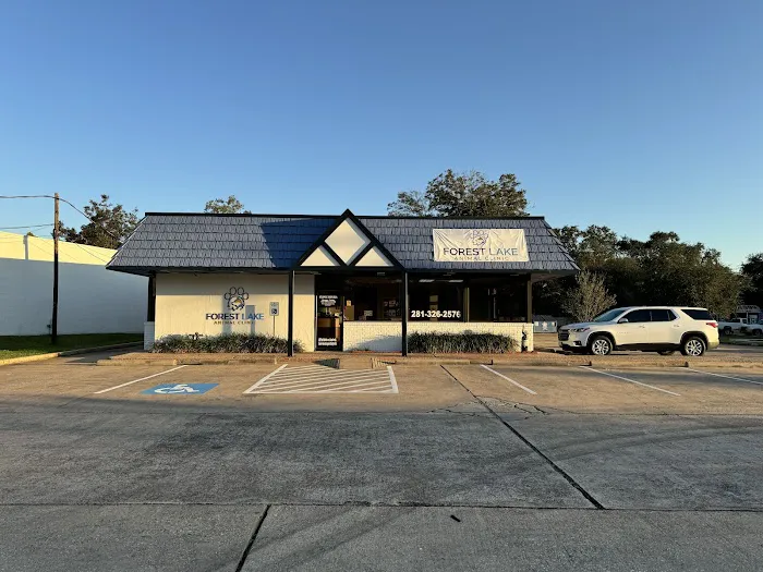 Forest Lake Animal Clinic Picture 6