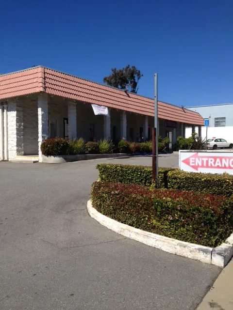 Manhattan Beach Animal Hospital Picture 3