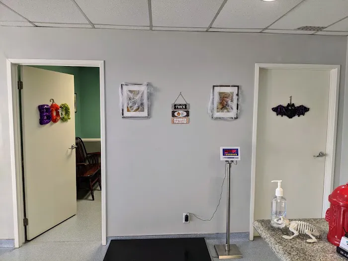 Sweet Home Veterinary Hospital Picture 1