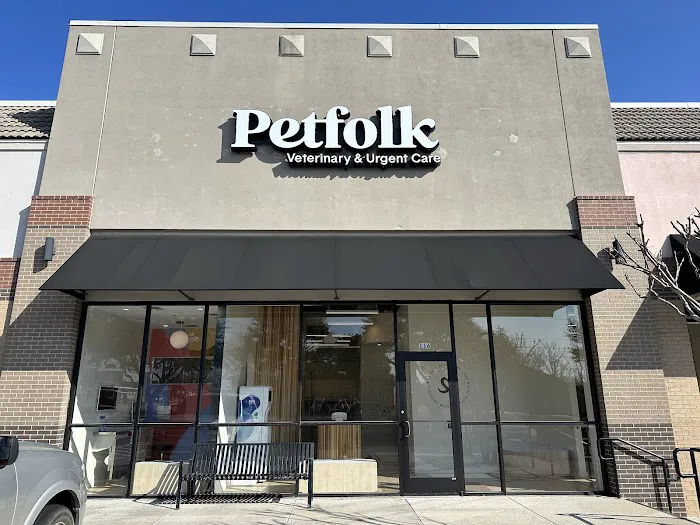 Petfolk Veterinary & Urgent Care - Flower Mound Picture 9