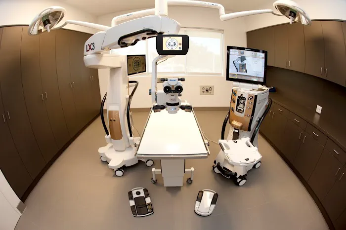 Texas Veterinary Ophthalmology Picture 1