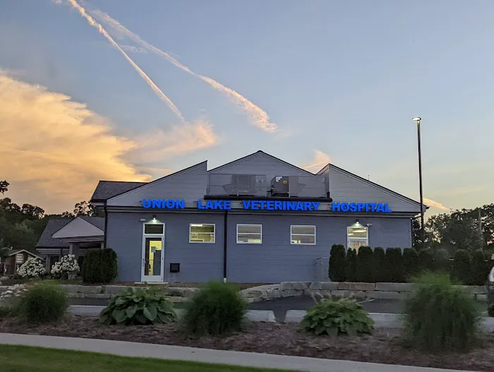 Union Lake Veterinary Hospital Picture 5