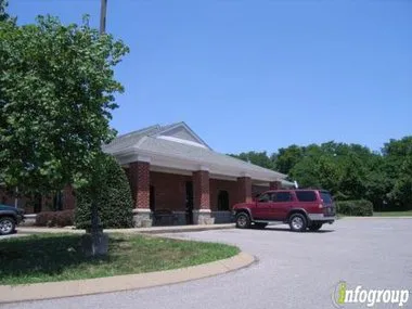 Battleground Hospital for Animals: James C. Russell Picture 3