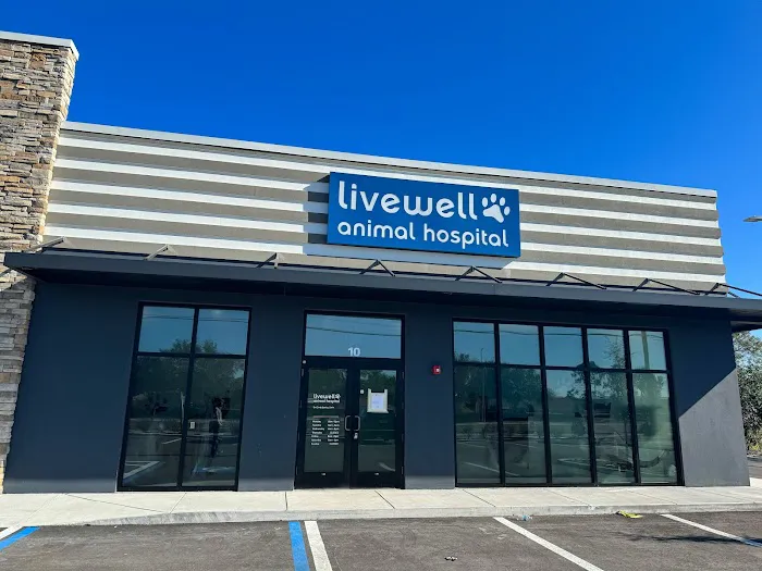 Livewell Animal Hospital of Riverview Picture 4